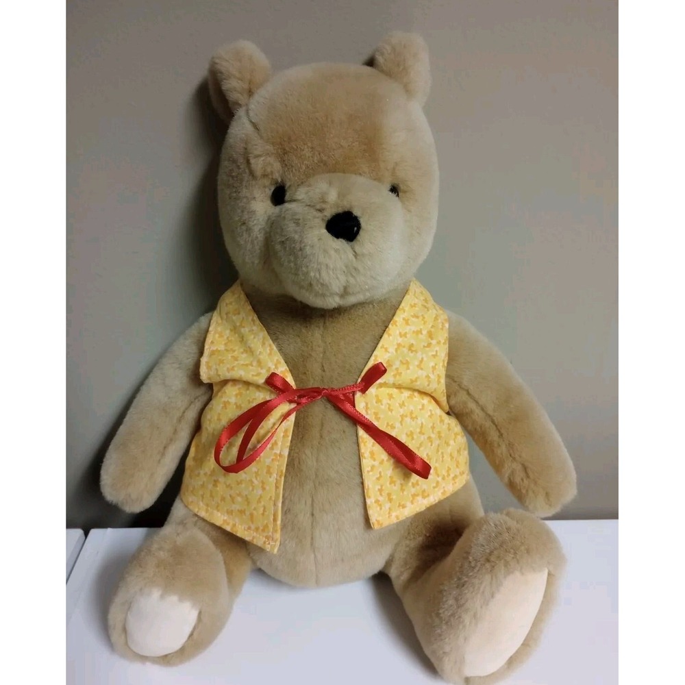 Disney Classic Winnie The Pooh 15" Plush By Gund- Vintage Teddy Bear Collectible